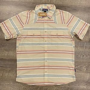 PATAGONIA NWT BUTTON UP